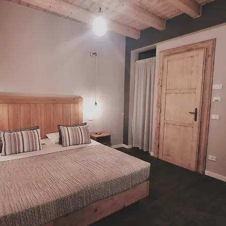 Konukevi Bardoliners 4*