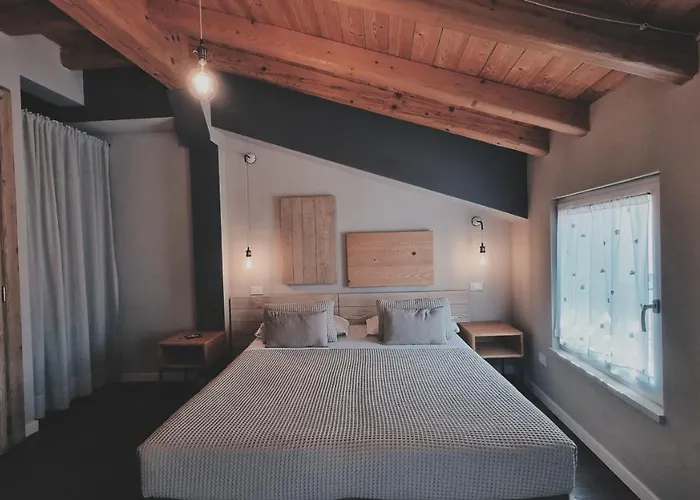 Bardoliners בית הארחה 4*