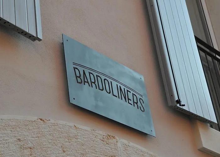 Bardoliners בית הארחה